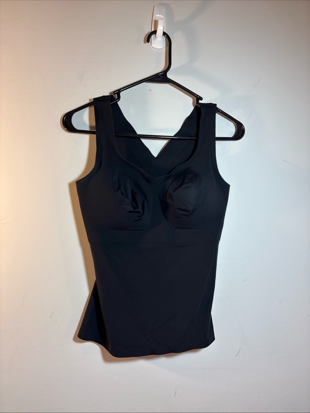 Evelyn and Bobbie Black Seamless Shaping Tank Top  /458